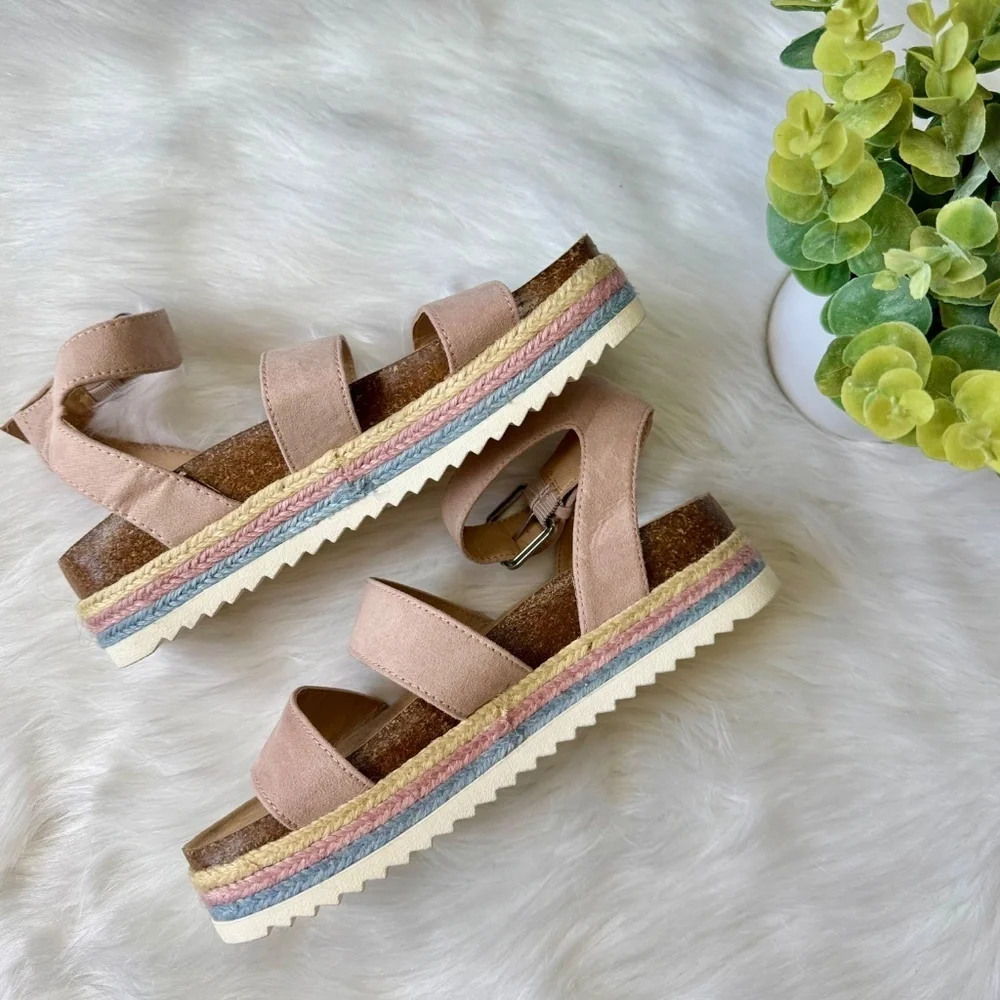 Art‎ Class Agatha Ankle Buckle Footbed Platform Pink Espadrille Sandals Size 4Y